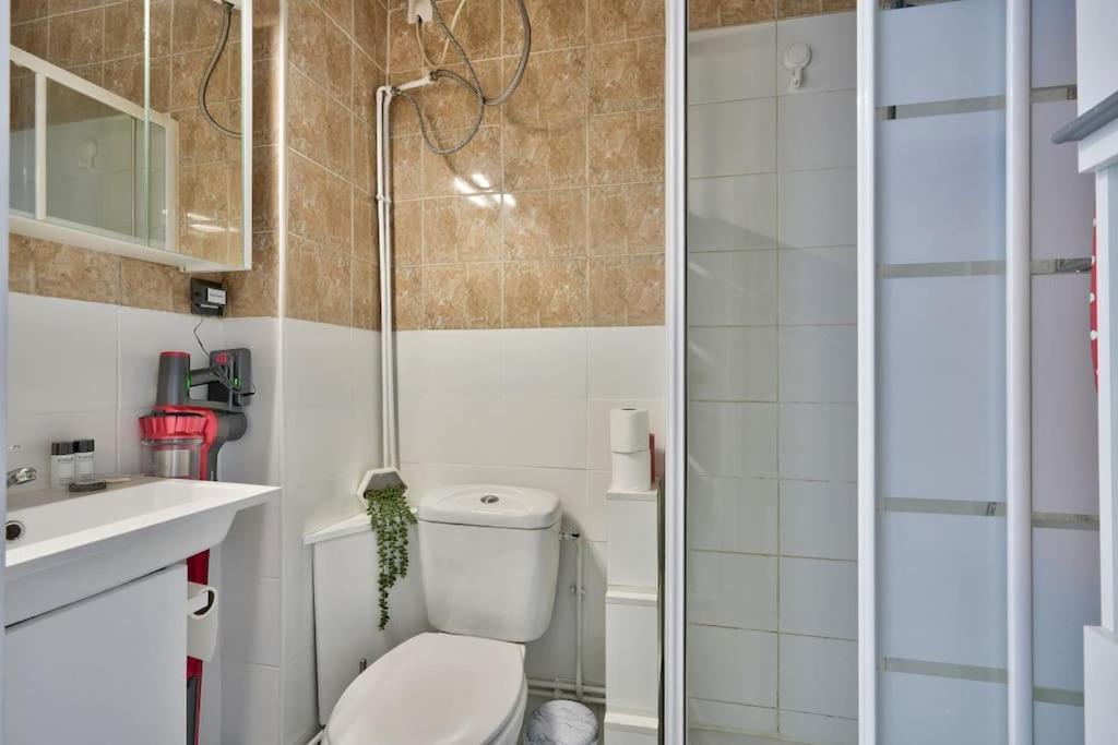Magnificent Studio Near Paris Clichy Exterior photo