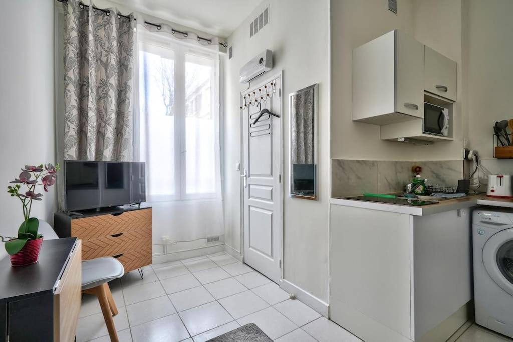 Magnificent Studio Near Paris Clichy Exterior photo